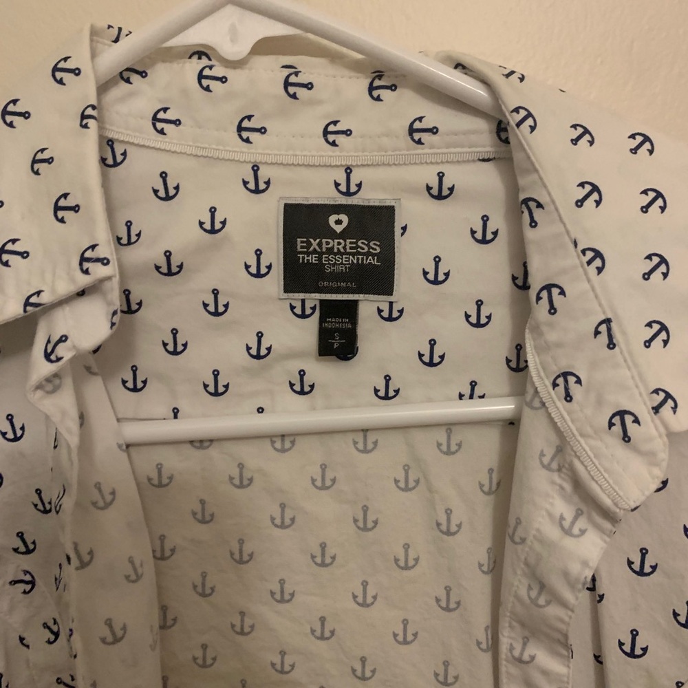 Express The Essential Shirt